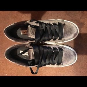 Steve Madden Sneakers